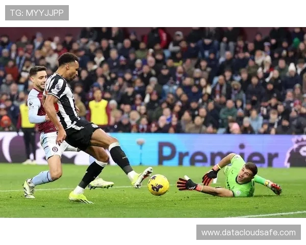 原创罗梅罗倒钩划破绝平对手，热刺2比2纽卡五轮不胜，两问题仍需解决